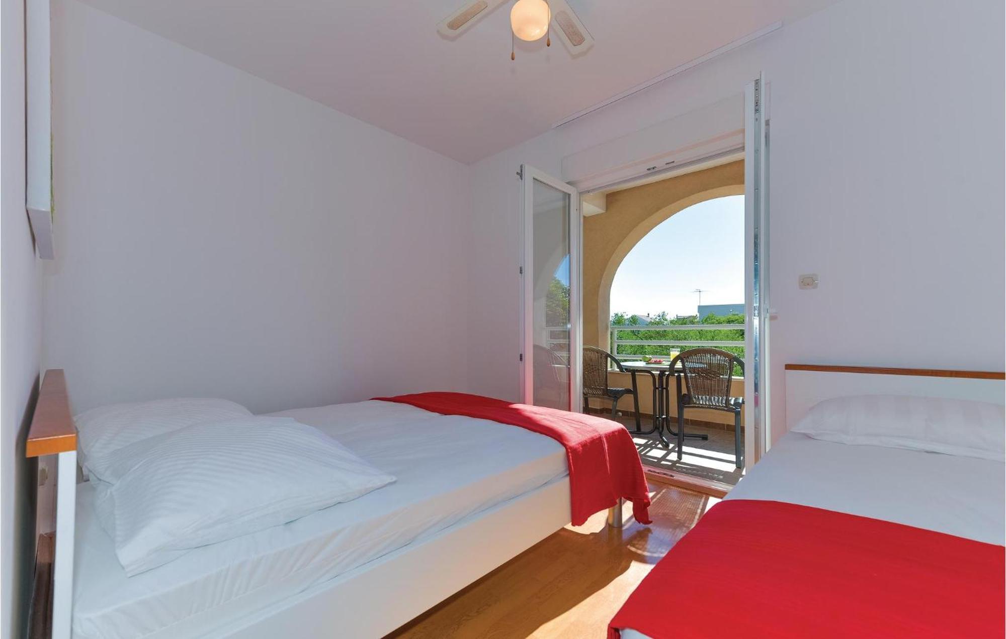 Gorgeous Apartment In Vodice With Kitchen Dış mekan fotoğraf