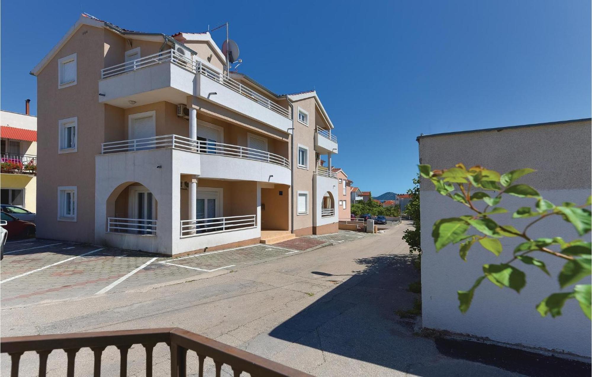 Gorgeous Apartment In Vodice With Kitchen Dış mekan fotoğraf