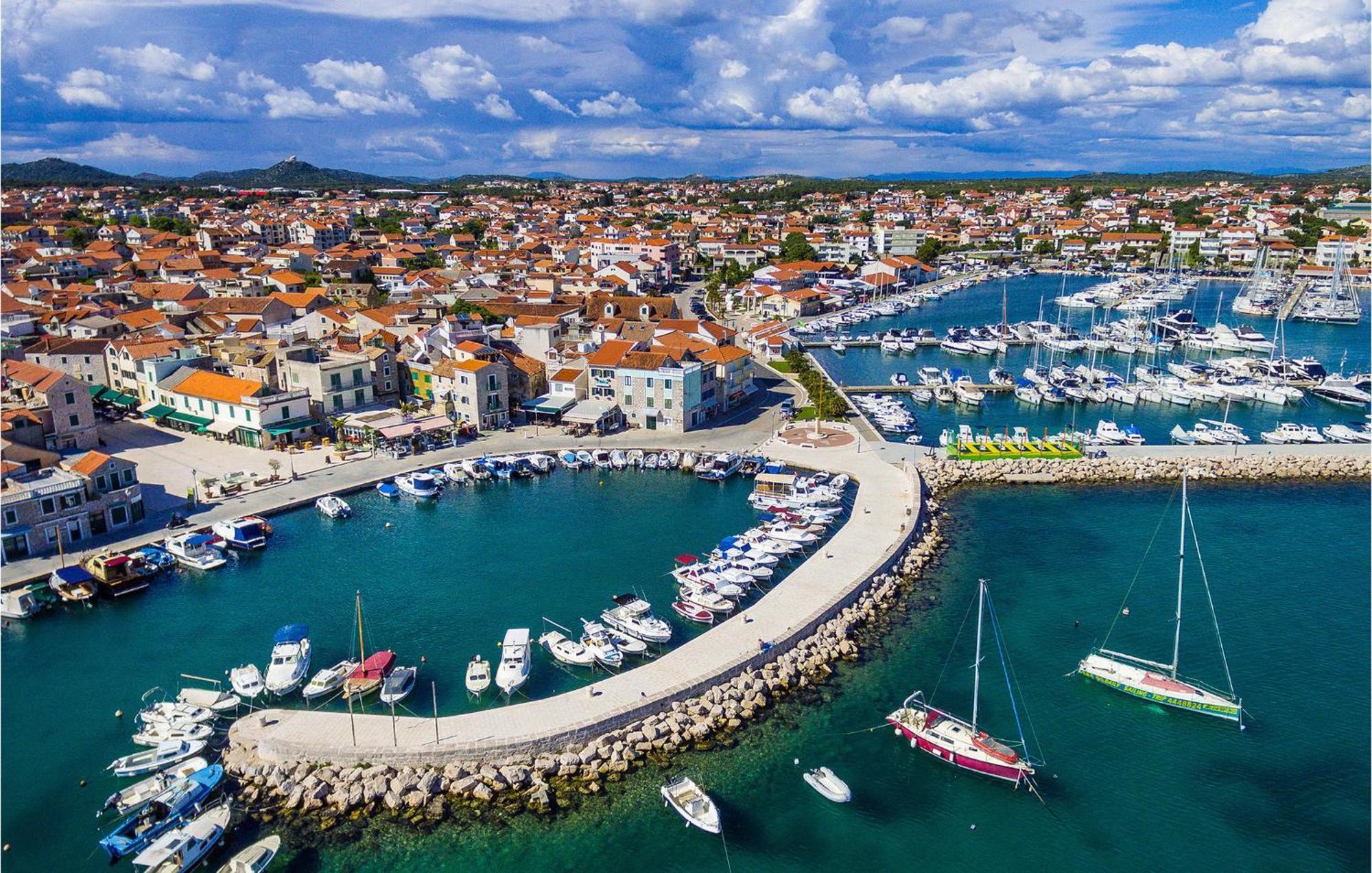 Gorgeous Apartment In Vodice With Kitchen Dış mekan fotoğraf
